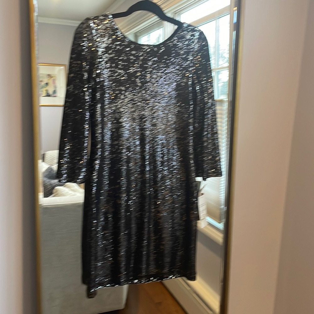 Stretch sequin body  con sheath dress